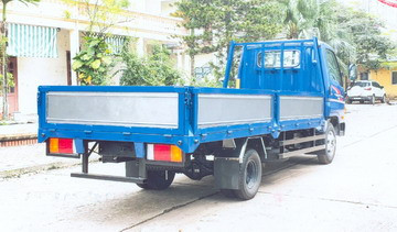  hyundai-n250sl-thung-lung-tai-2-5-tan-thung-dai-4-35-met