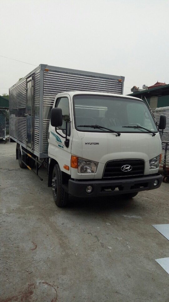 Hyundai New Mighty 75S thùng kín tải trọng 3.5 tấn dài 4.5m