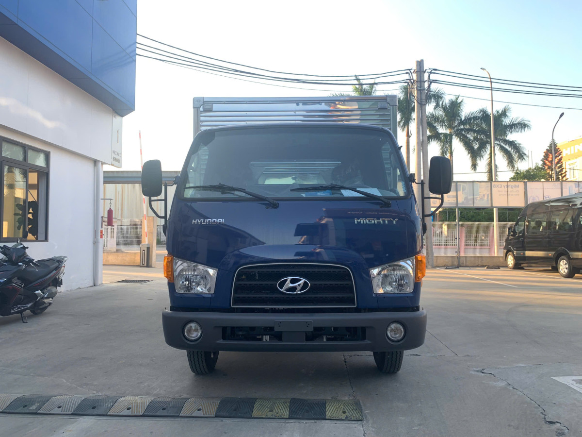 Hyundai Mighty W750 Thùng Kín | Giá Xe Hyundai Mighty W750 Thùng 4.5M