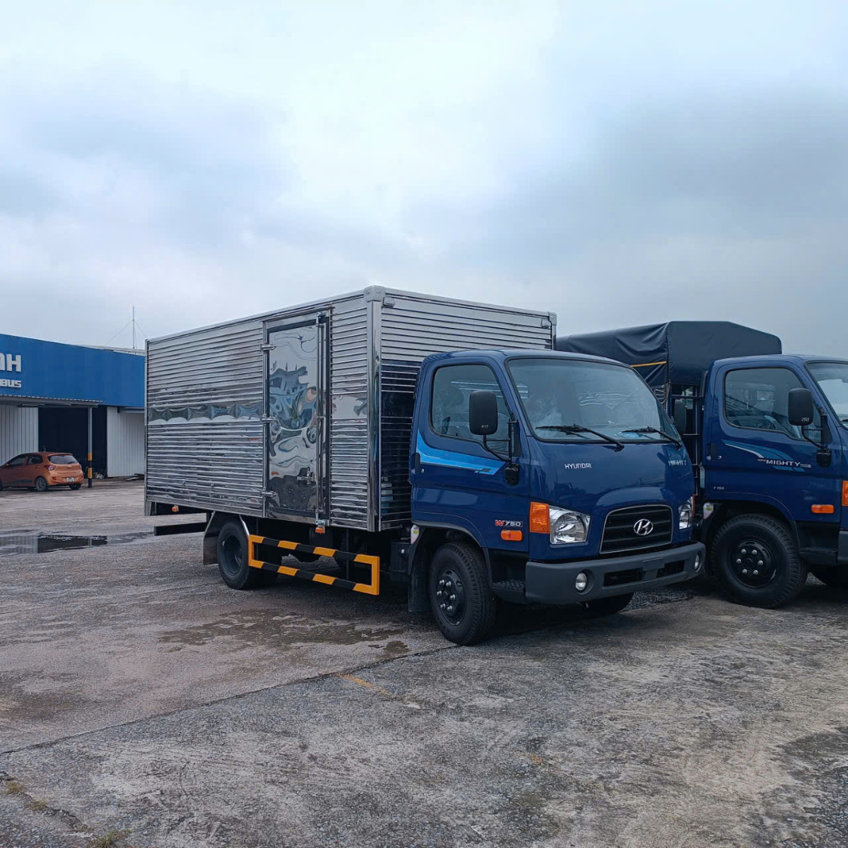 HYUNDAI MIGHTY W750 VÀ W750L 3.5TẤN THÙNG 4.5M – 5M