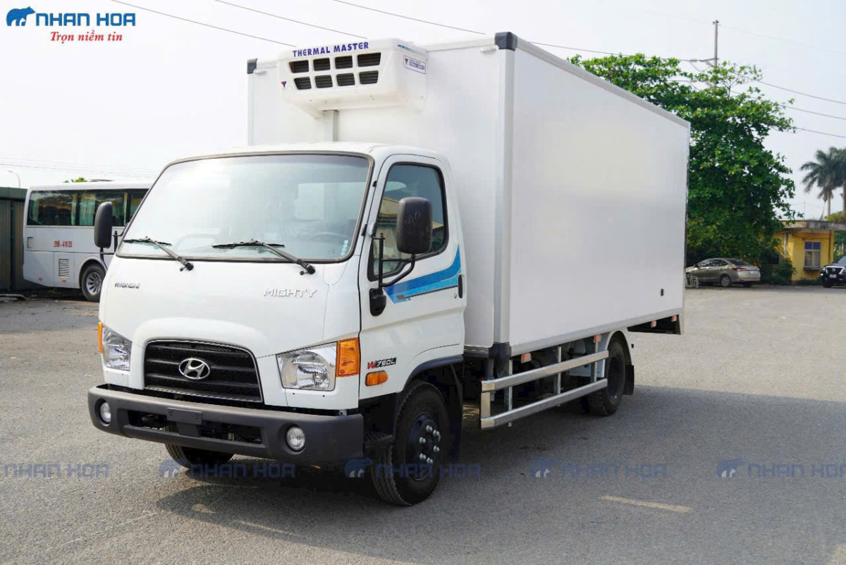 Hyundai W750L Đông Lạnh tải 3.5 tấn thùng dài 5m