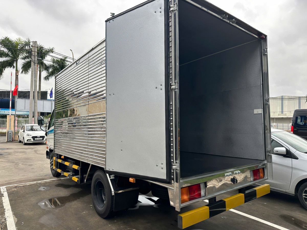 Hyundai N500LA Thùng Kín 1.9T – Vận Tải Chuyên Nghiệp – LOGISTIC