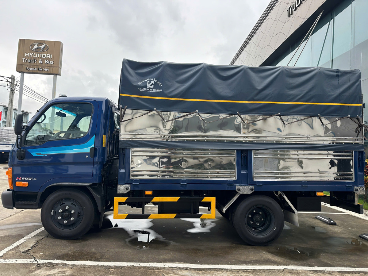 Hyundai N500A Thùng Bạt 1.9T – Vận Tải Chuyên Nghiệp – LOGISTIC